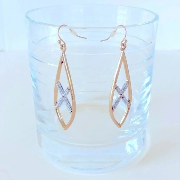 Marlyn Schiff Gold Tone Elongated Teardrop Earring with Silver Accents - Picture 1 of 3